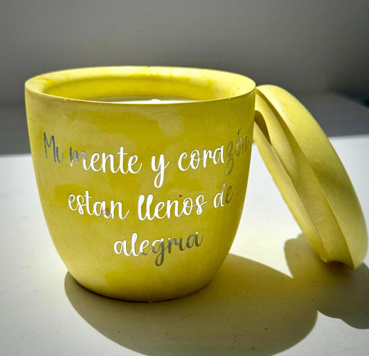 MI MENTE Y MI  CORAZÓN ESTÁN LLENOS DE ALEGRÍA