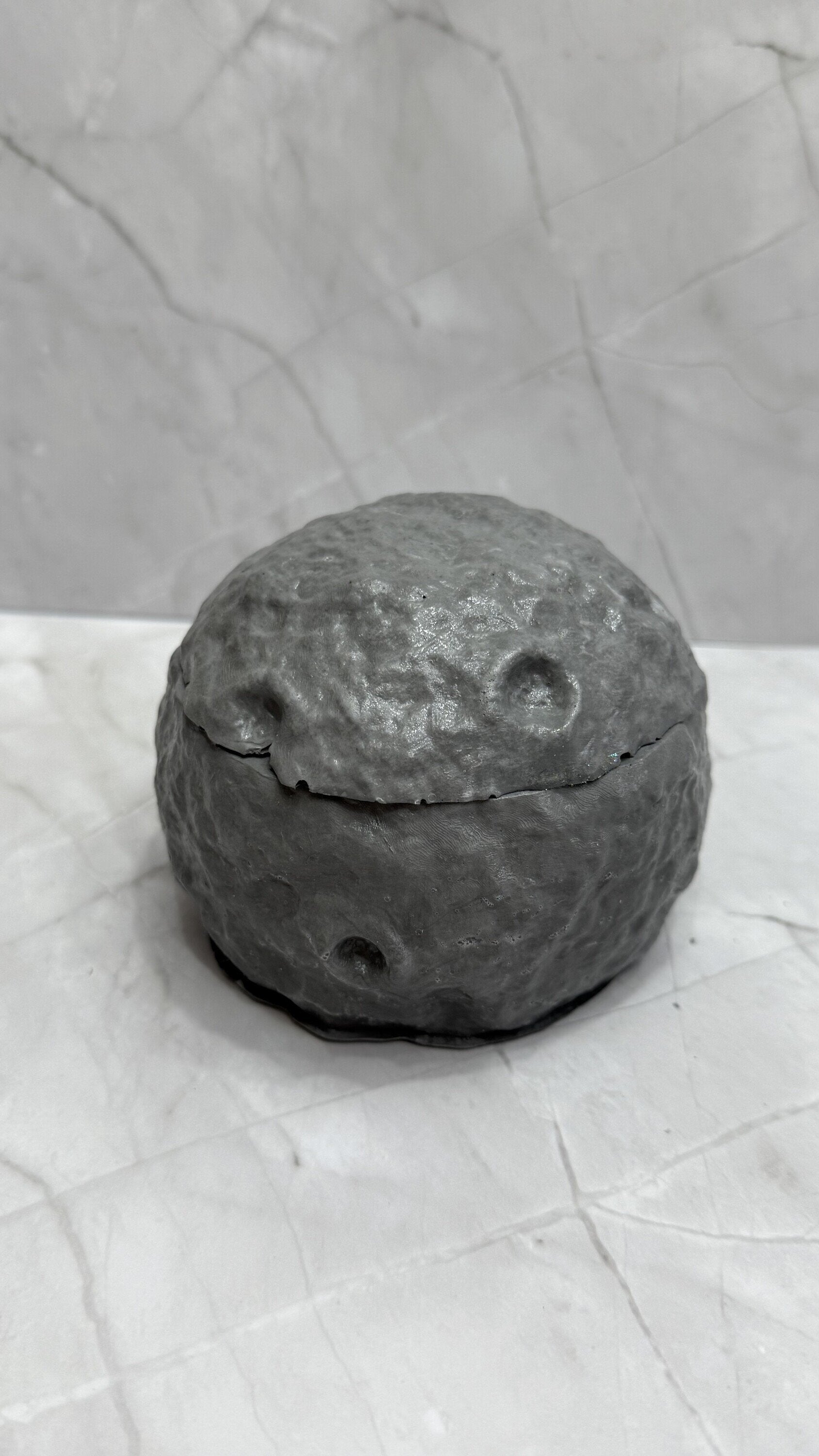 LUNA GRANDE CON TAPA